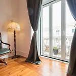 6 Clouds Apartment